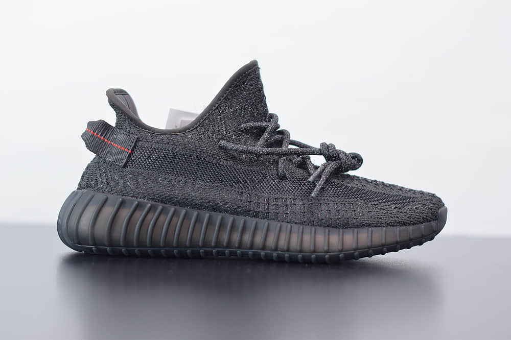 阿迪达斯ADIDAS YEZZY 350 V2黑色满天星休闲慢跑鞋纯原版本 货号：FU9007