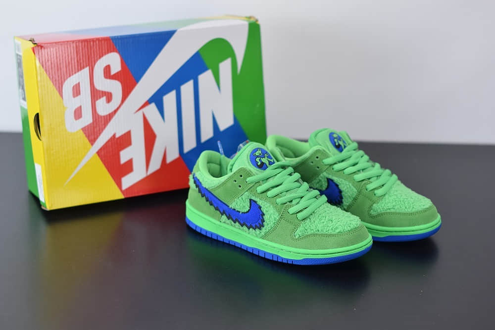 耐克Grateful Dead x Nike SB Dunk Low “Green Bear”绿蓝低帮跳舞小熊板鞋纯原版本 货号：CJ5378-300