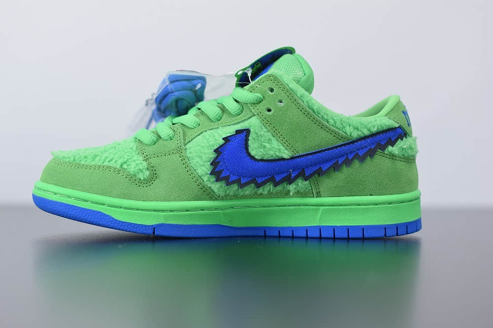 耐克Grateful Dead x Nike SB Dunk Low “Green Bear”绿蓝低帮跳舞小熊板鞋纯原版本 货号：CJ5378-300