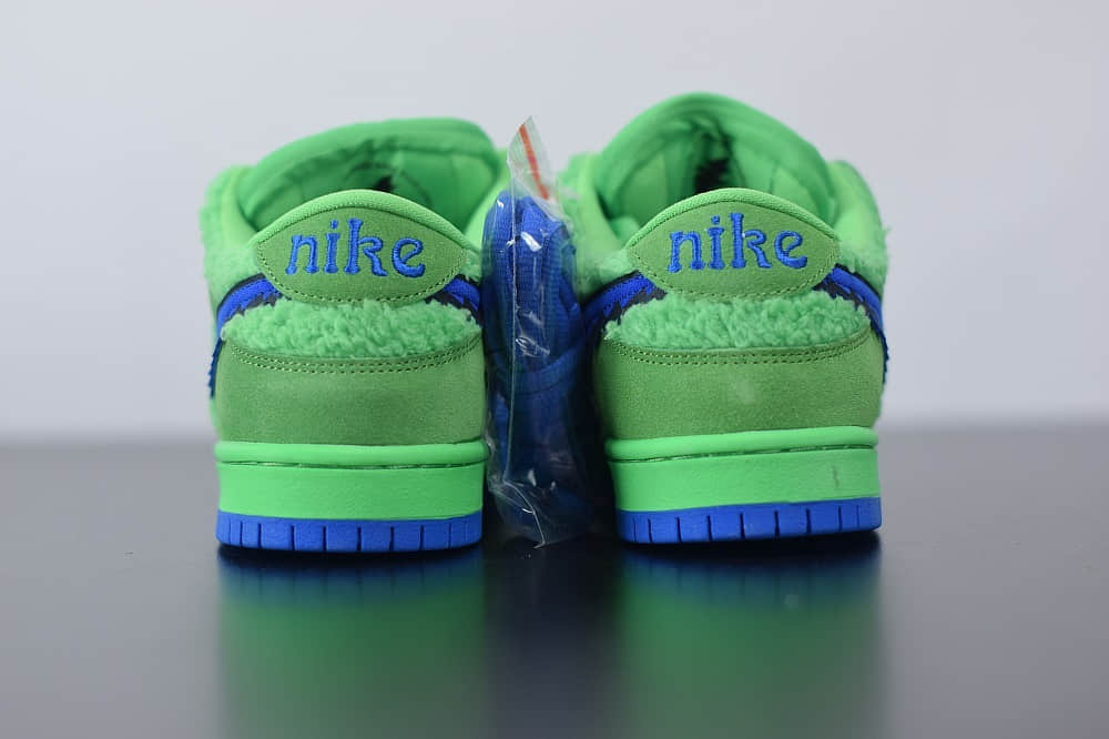 耐克Grateful Dead x Nike SB Dunk Low “Green Bear”绿蓝低帮跳舞小熊板鞋纯原版本 货号：CJ5378-300