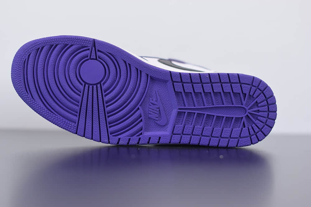 乔丹Air Jordan 1 “ Court Purple”乔1高帮紫脚趾纯原版本 货号：555088-500