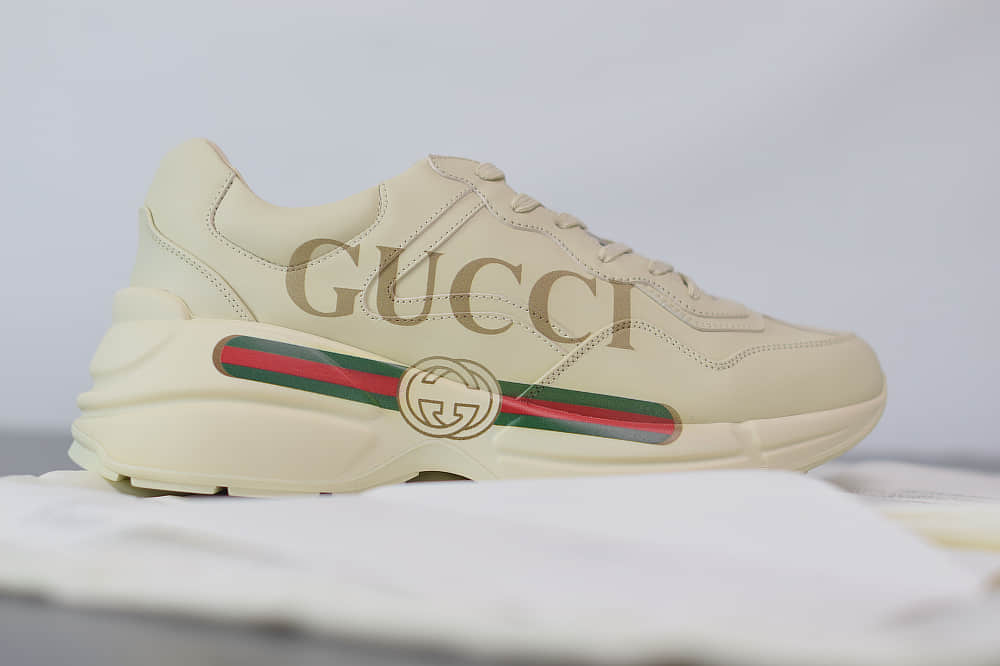 古驰Gucci Rhyton做旧复古米白色logo标识老爹鞋纯原版本货号:500877 DRW009522