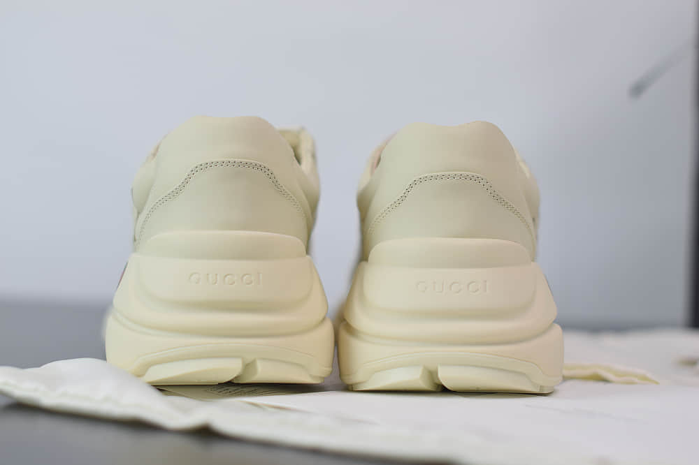 古驰Gucci Rhyton做旧复古米白色logo标识老爹鞋纯原版本货号:500877 DRW009522
