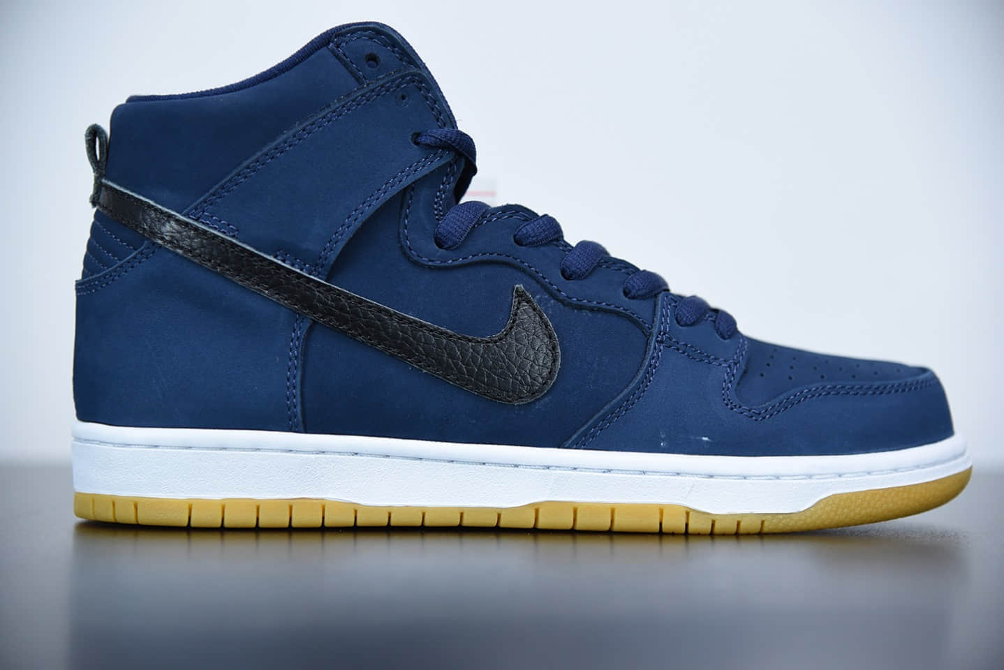 耐克Nike SB Dunk HighNavyBlack-Gum扣篮系列“暗夜蓝黑生胶”高帮休闲运动滑板板鞋纯原版本 货号:CI2692-401