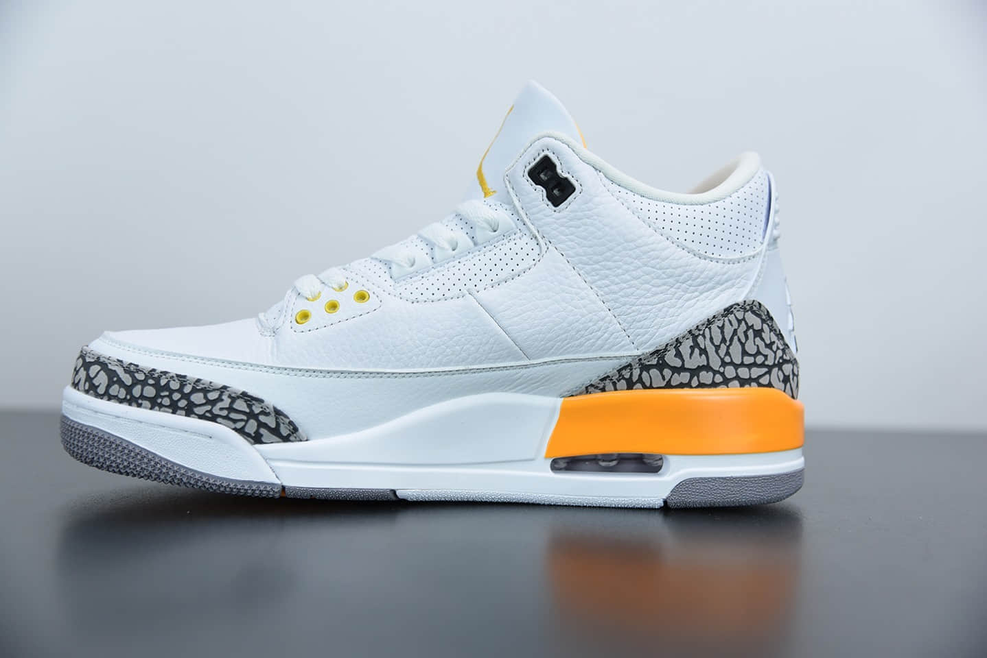 乔丹Air Jordan 3 “Laser Orange”爆裂纹湖人配色篮球鞋纯原版本 货号:CK9246-108
