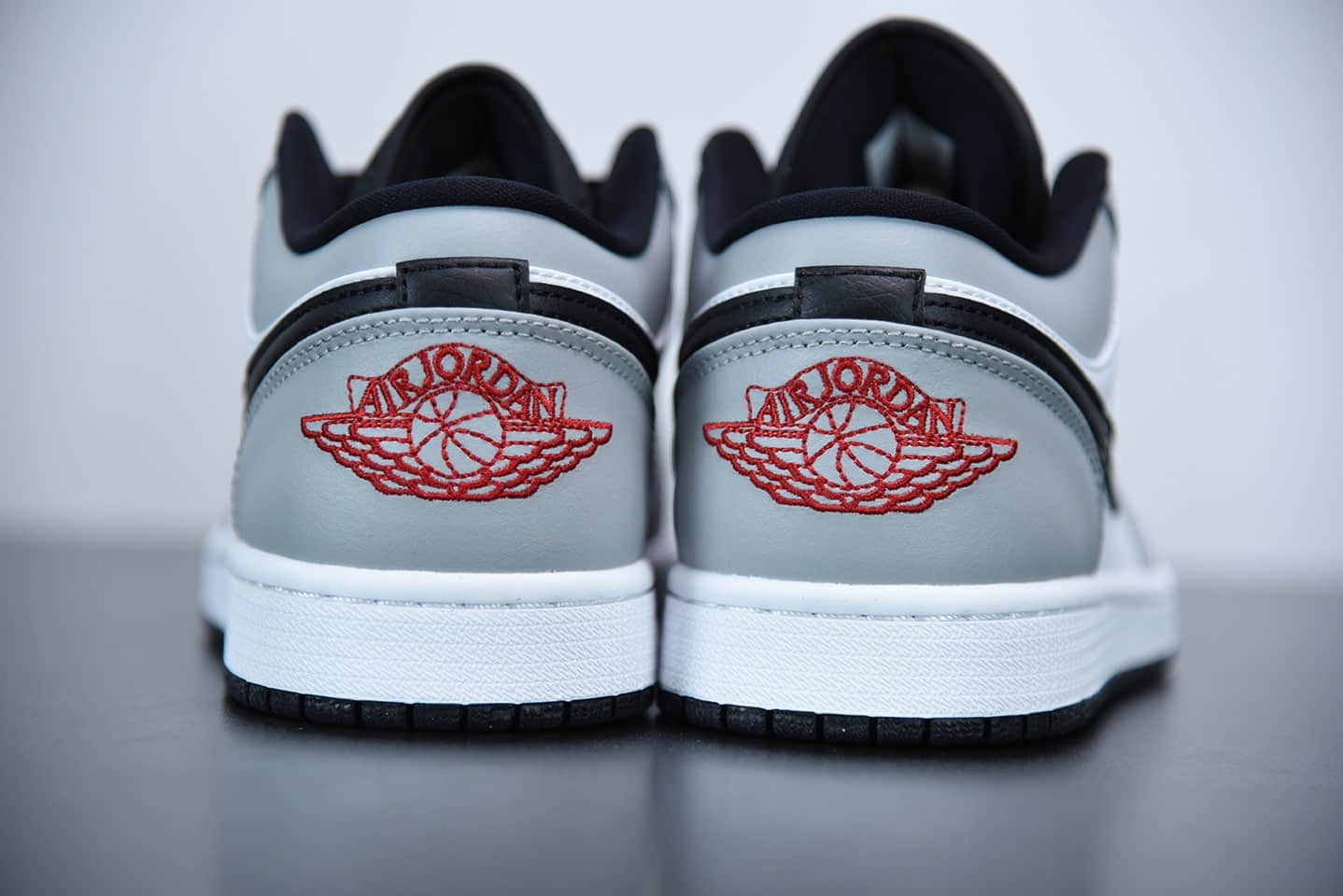 乔丹Air Jordan 1 Low “Light Smoke Grey”低帮小迪奥烟灰板鞋纯原版本 货号：553558-030