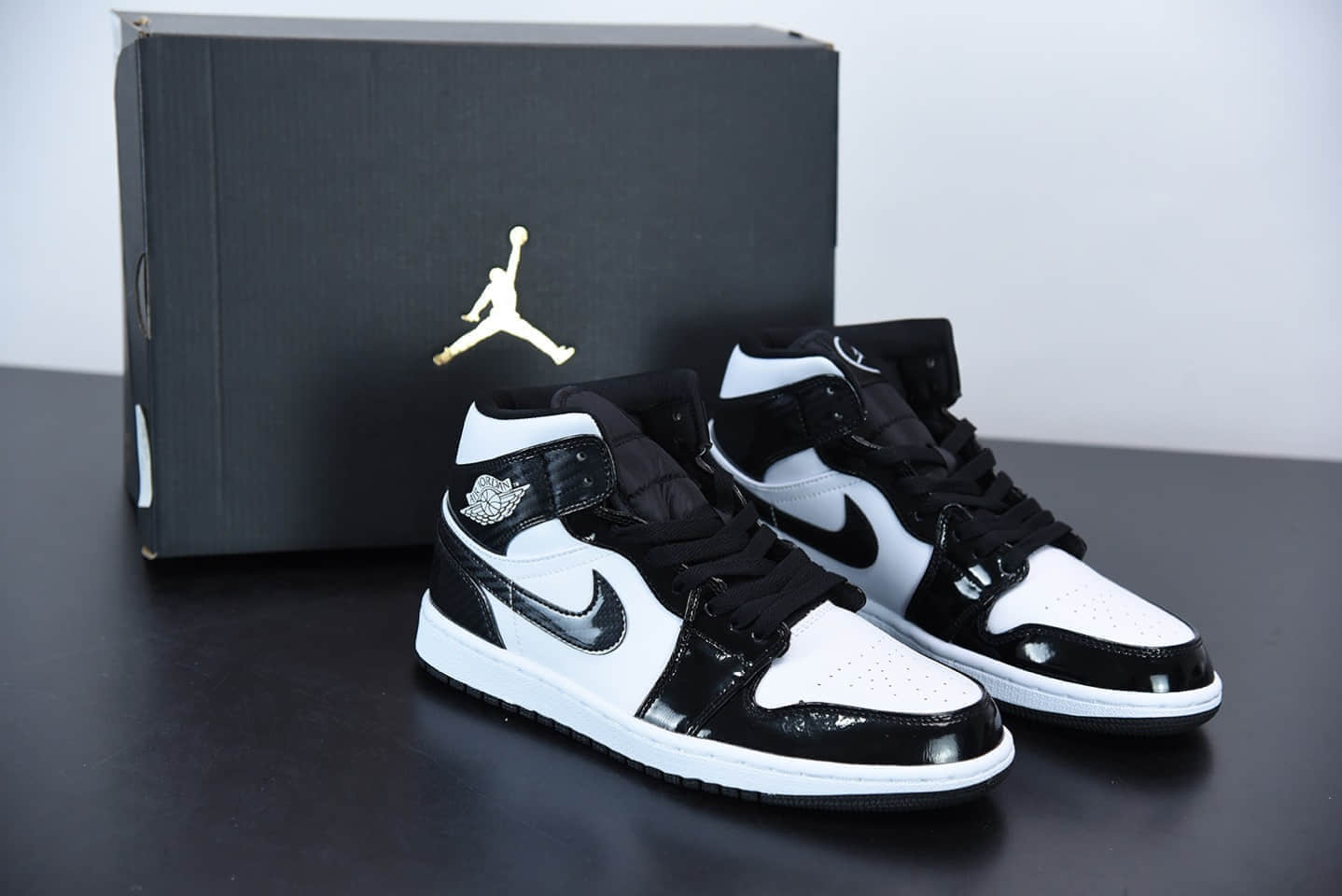 乔丹Air Jordan 1 Mid “All-Star” 全明星黑白漆皮中帮篮球鞋纯原版本 货号:DD1649-001