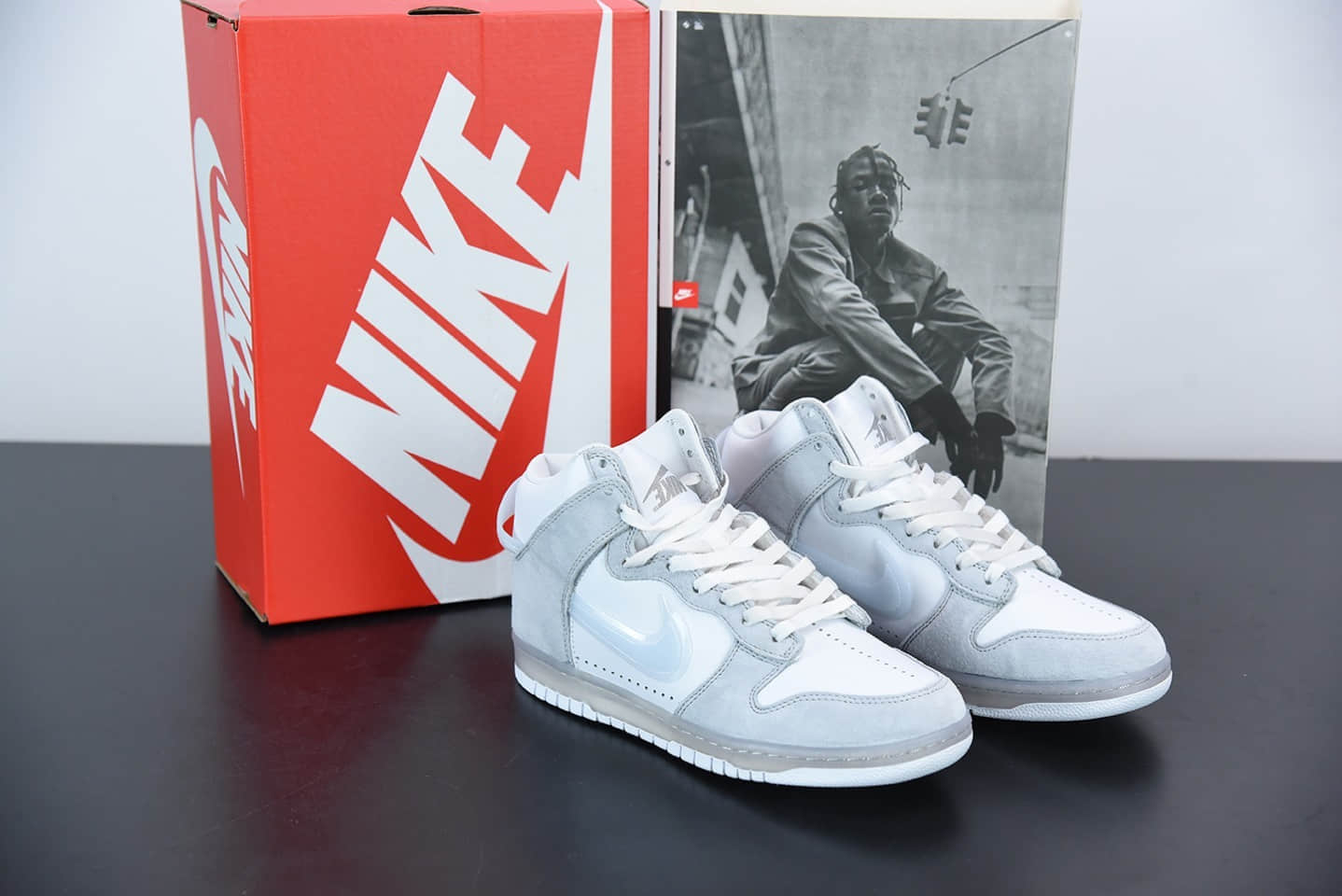 耐克Slam Jam x Nike Dunk High 白灰联名系列全头层皮高帮休闲滑板鞋纯原版本 货号： DA1639-100
