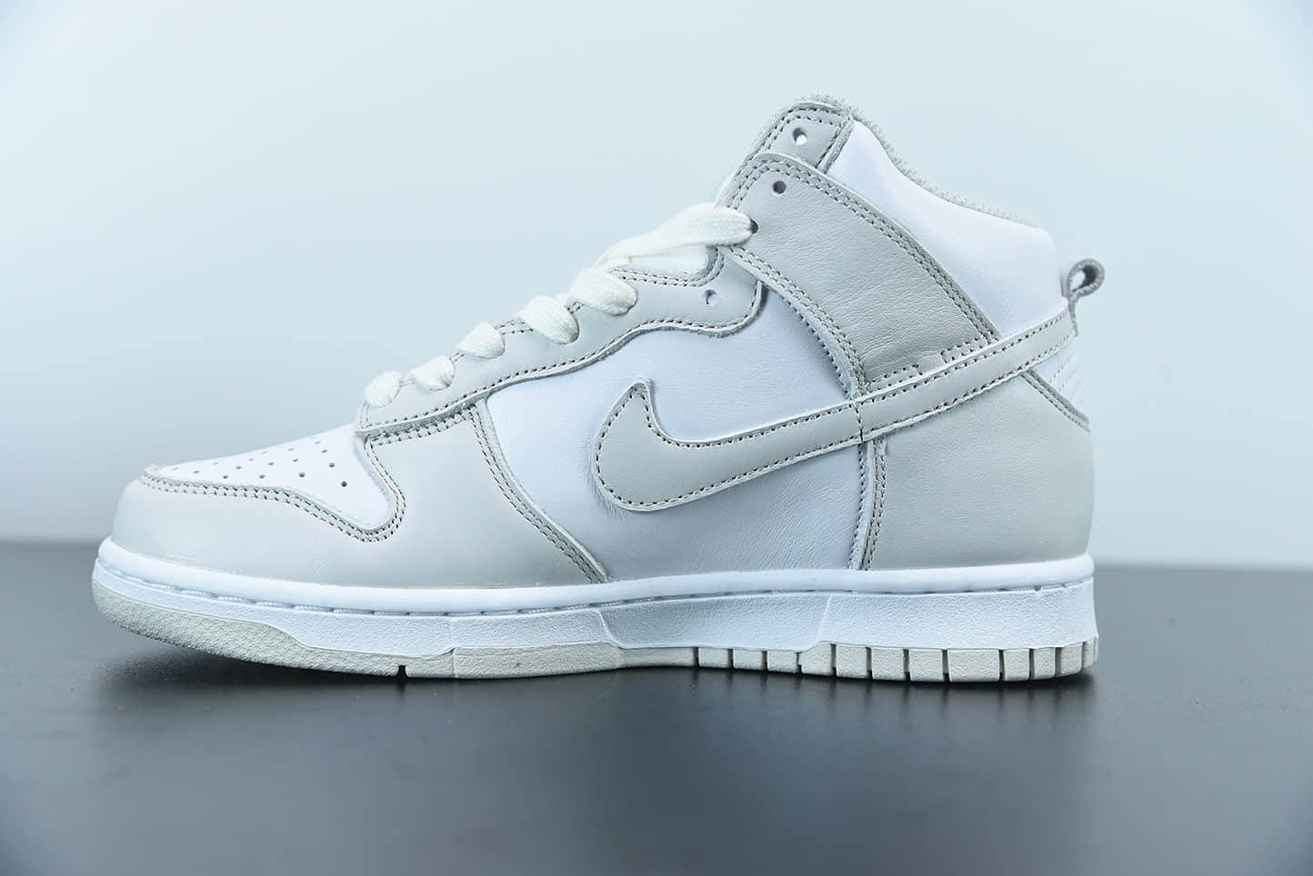 耐克Nike dunk high “Vast Grey” 灰白高帮陈伟霆同款高帮板鞋纯原版本 货号：DD1399-100