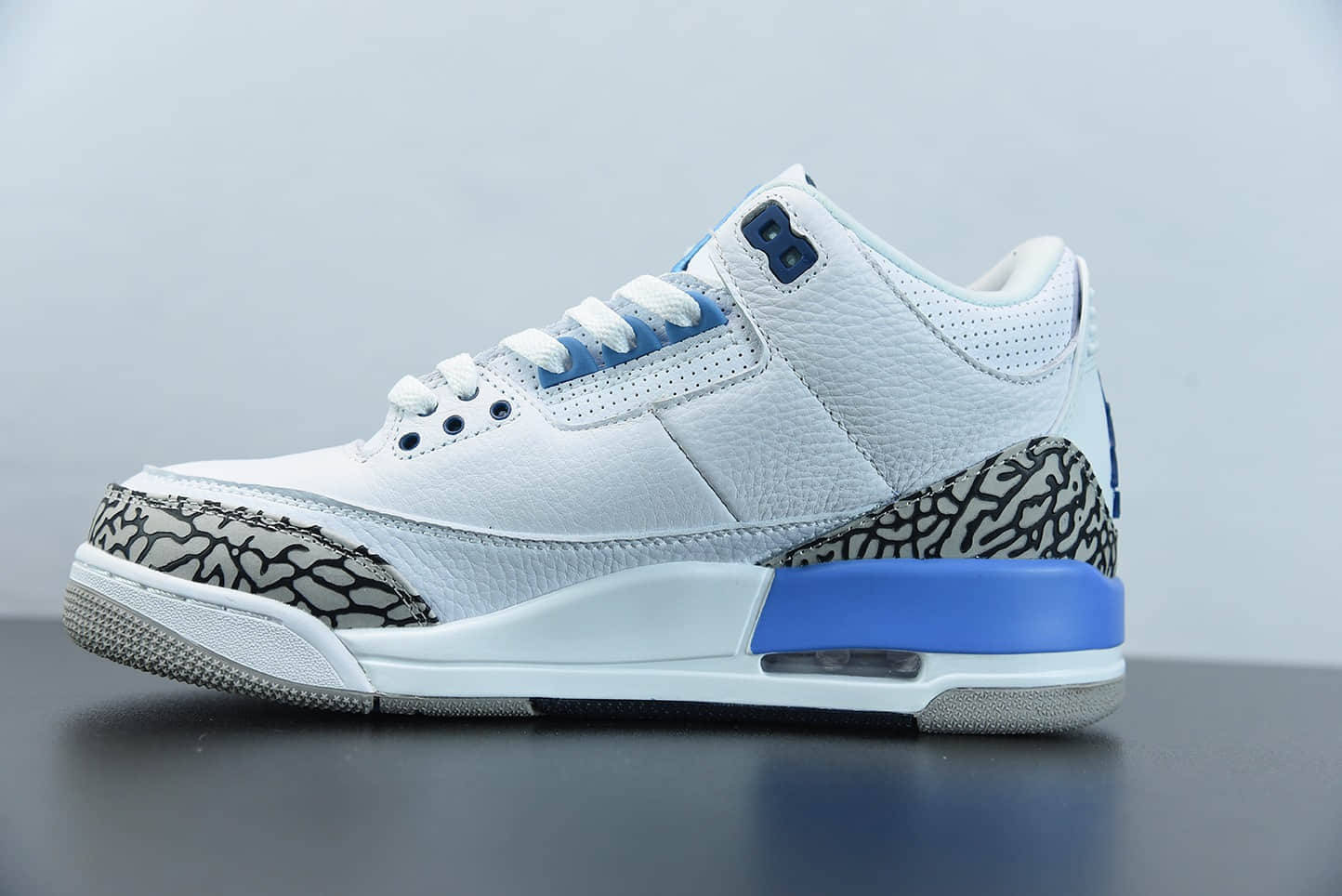 乔丹Air Jordan 3 “UNC” 北卡蓝配色白爆蓝裂纹文化篮球鞋纯原版本 货号:CT8532-104