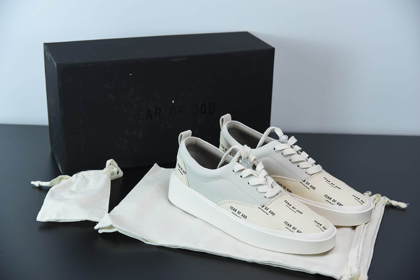 FOG Fear of God 主线101 Lace up 印花logo米白低帮板鞋纯原版本 货号：6H197000SCA