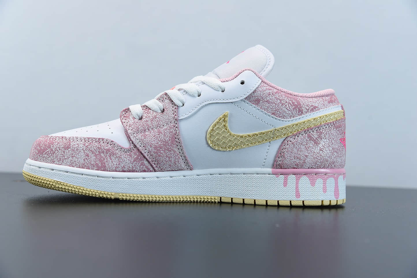 乔丹Air Jordan 1 Low GS冰淇淋低帮篮球鞋纯原版本 货号：CW7104-601