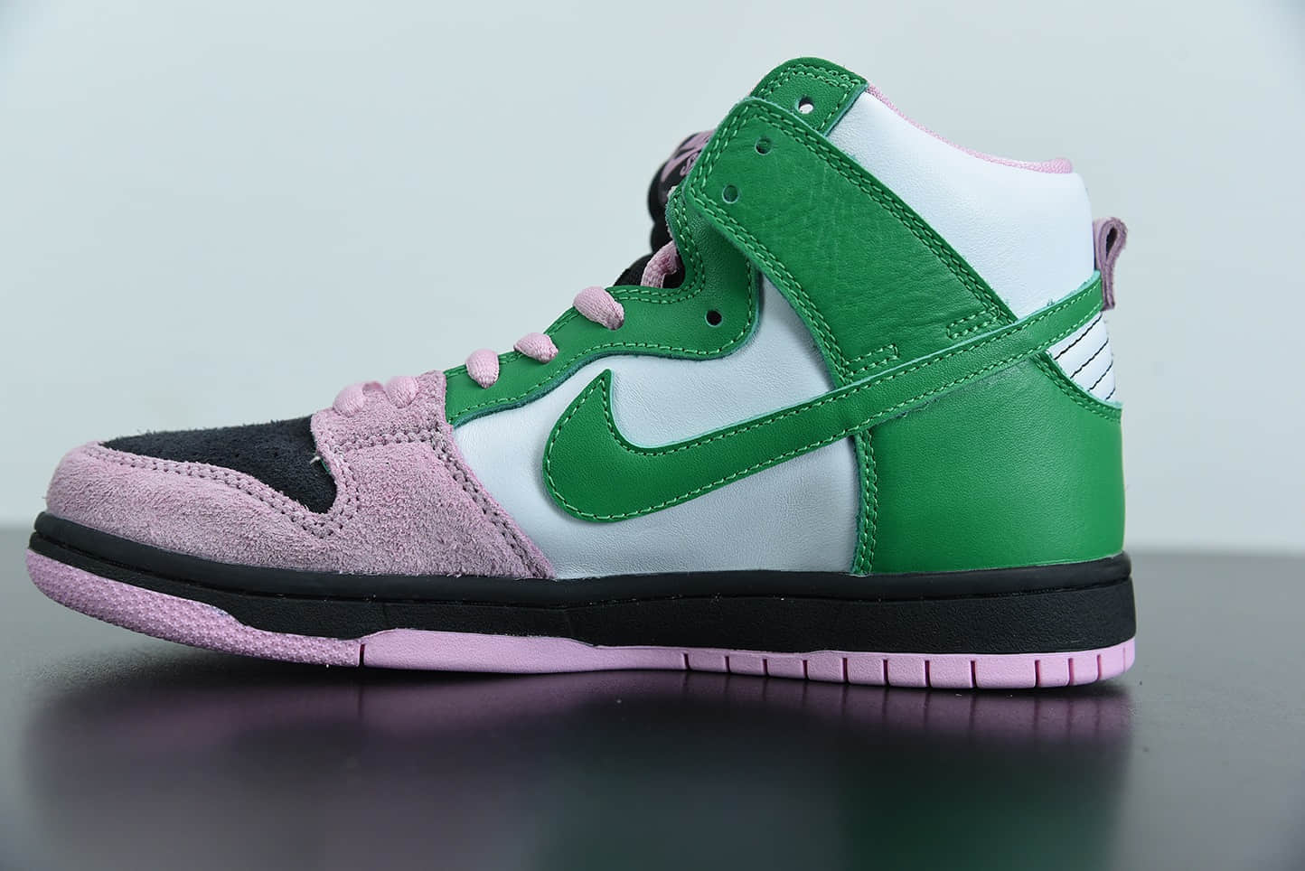 耐克Nike SB Dunk High “Invert Celtics”反转黑粉拼色扣篮系列高帮休闲运动滑板板鞋纯原版本 货号：CU7349-001