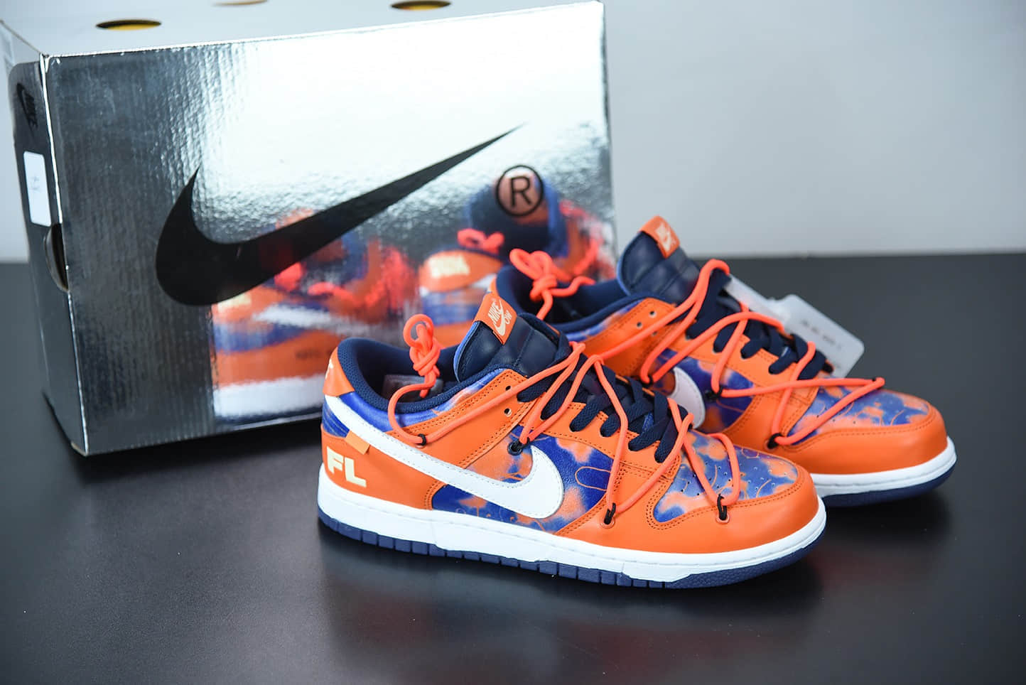 耐克Futura x Nike SB Dunk LowUNC BlueWhite OW北卡蓝白亮橘扎染扣篮系列低帮经典百搭休闲运动板鞋纯原版本 货号：DD0856-801