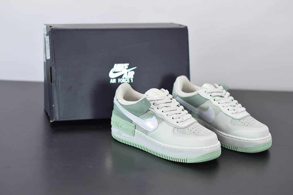 耐克Nike Air Force 1 Shadow 空军马卡龙灰淡绿3M反光低帮板鞋纯原版本 货号：CW2655-001