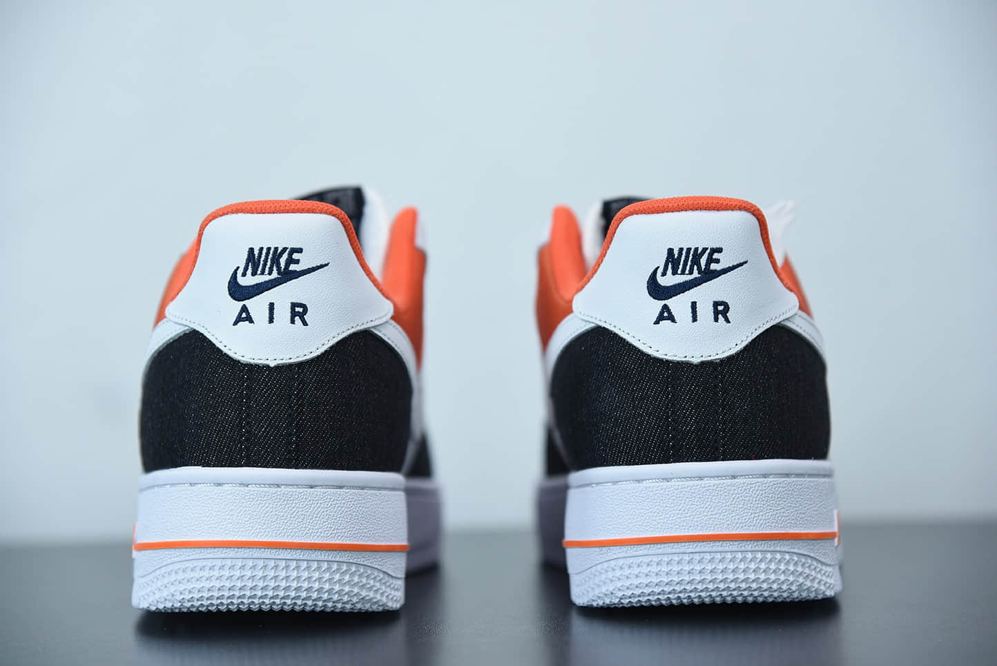 耐克 Nike Air Force 1 Low USA Denim 白蓝红美国队丹宁运动休闲复古板鞋纯原版本 货号：DJ5174-100