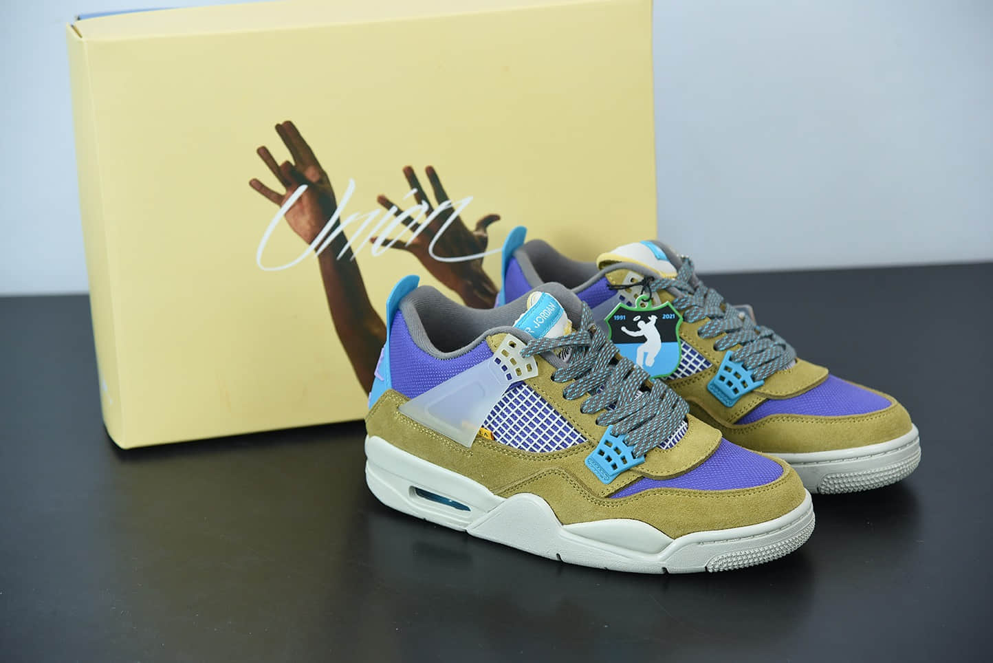 乔丹Union x Air Jordan 4 “Desert Moss”乔丹4代沙漠苔藓中帮篮球鞋纯原版本 货号： DJ5718-300