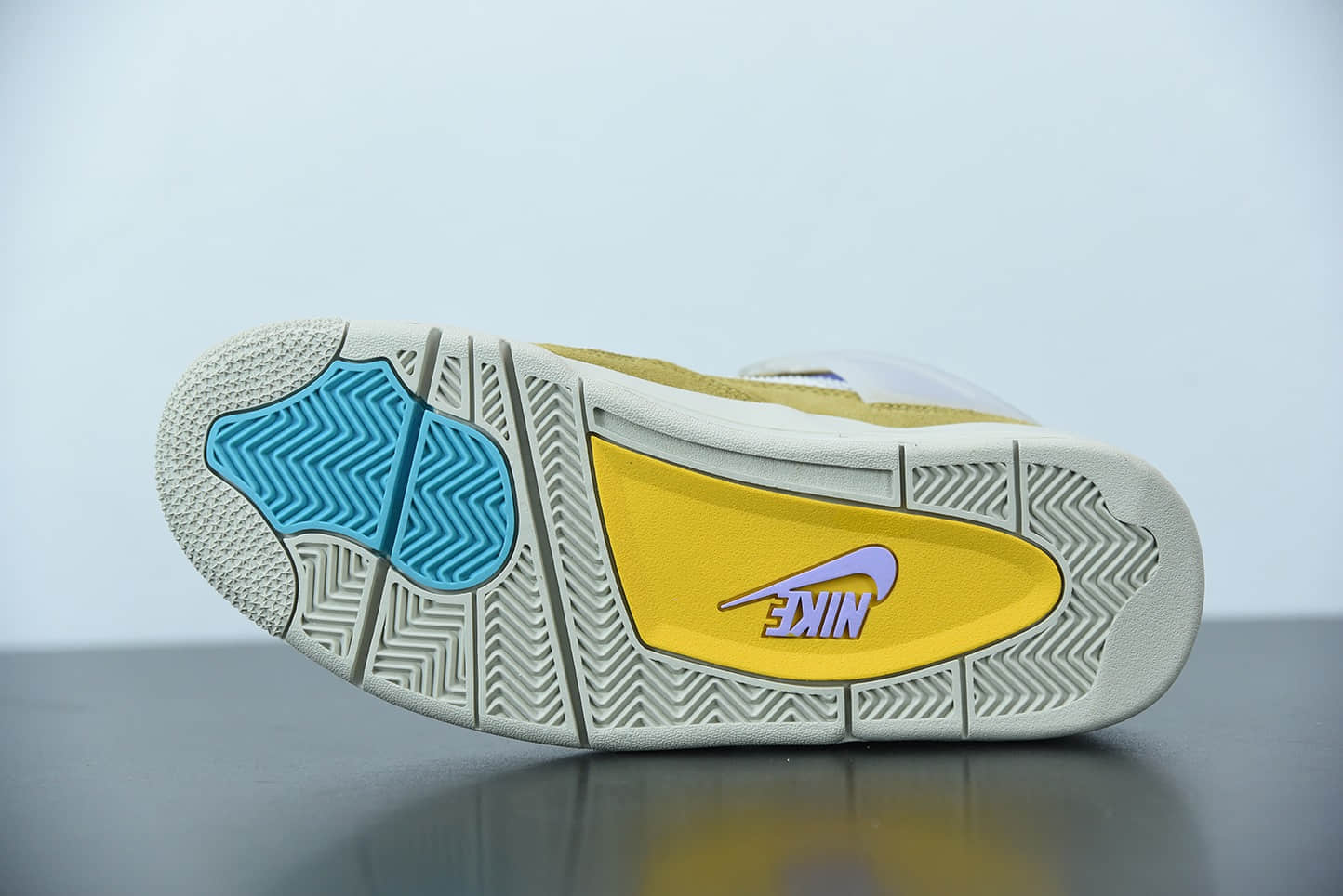 乔丹Union x Air Jordan 4 “Desert Moss”乔丹4代沙漠苔藓中帮篮球鞋纯原版本 货号： DJ5718-300