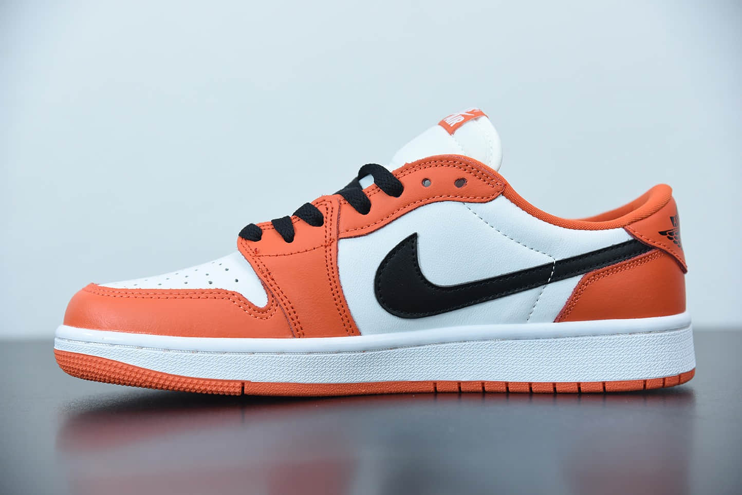乔丹Air Jordan 1 Low 乔丹1代白橙白扣碎低帮篮球鞋纯原版本 货号：CZ0790-801