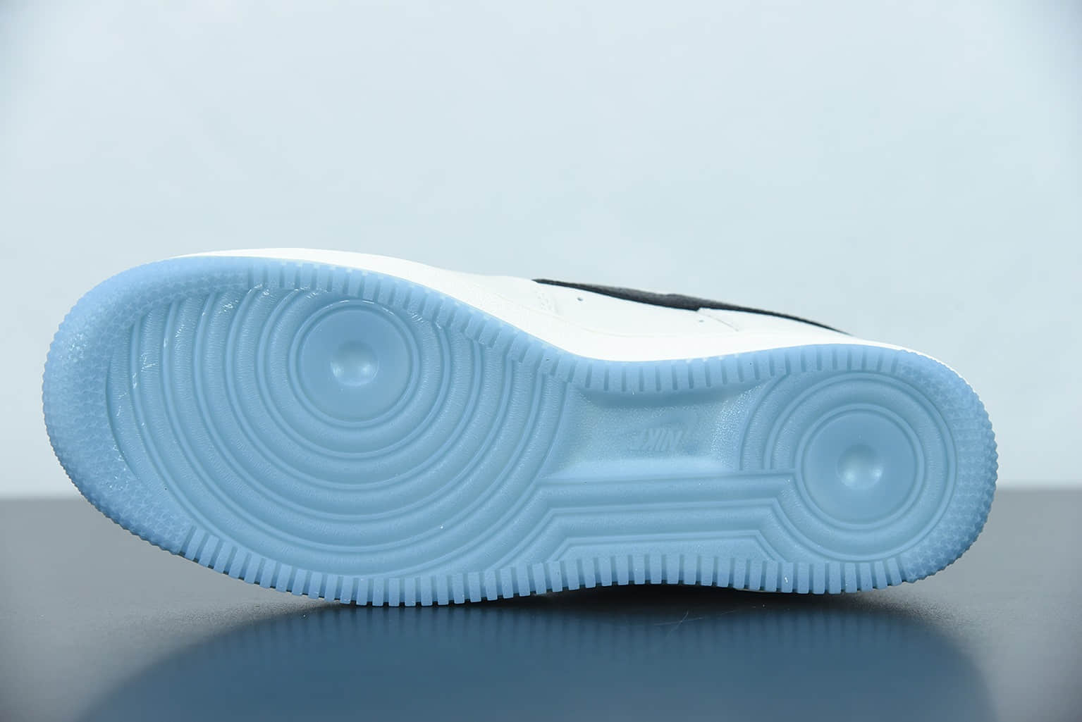 耐克 Nike Air Force 1'07 Low 空军一号“黑鸽子联名”低帮休闲板鞋纯原版本 货号：CU6603-113