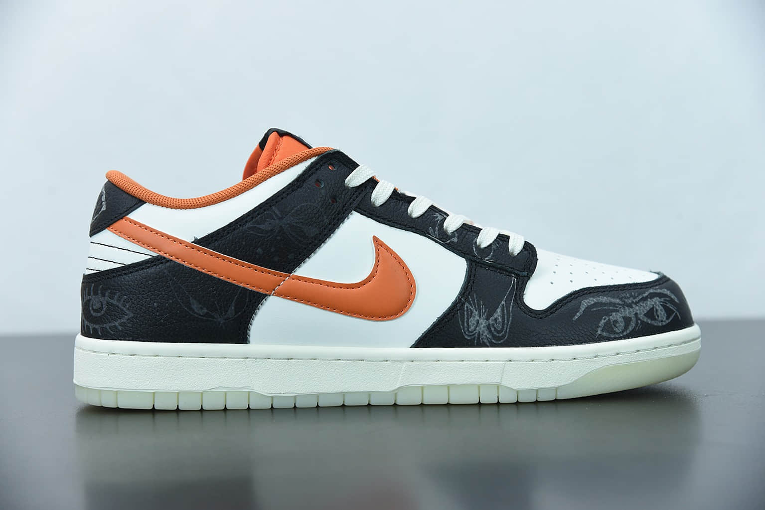 耐克Nike SB Dunk Low “Halloween” 黑白橙夜光万圣节扣篮系列低帮休闲运动滑板板鞋纯原版本 货号：DD3357-100