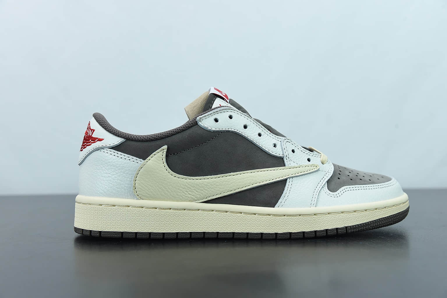 乔丹Travis Scott x Air Jordan 1 Low AJ1 乔丹1代白摩卡倒钩低帮篮球鞋TS联名纯原版本 货号:DM7866-162