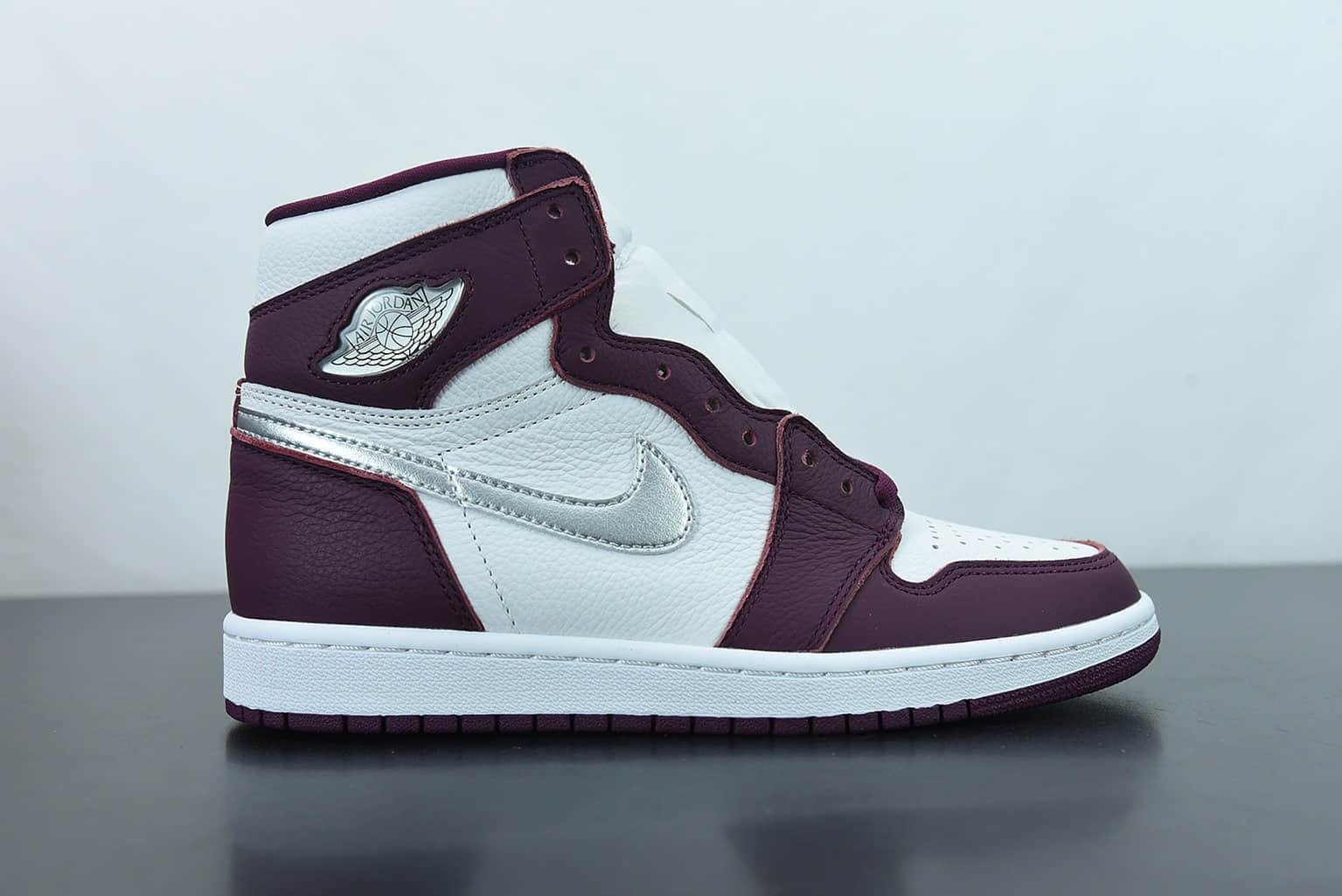 乔丹Air Jordan 1  Bordeaux  波尔多酒红高帮文化篮球鞋纯原版本 货号：555088-611