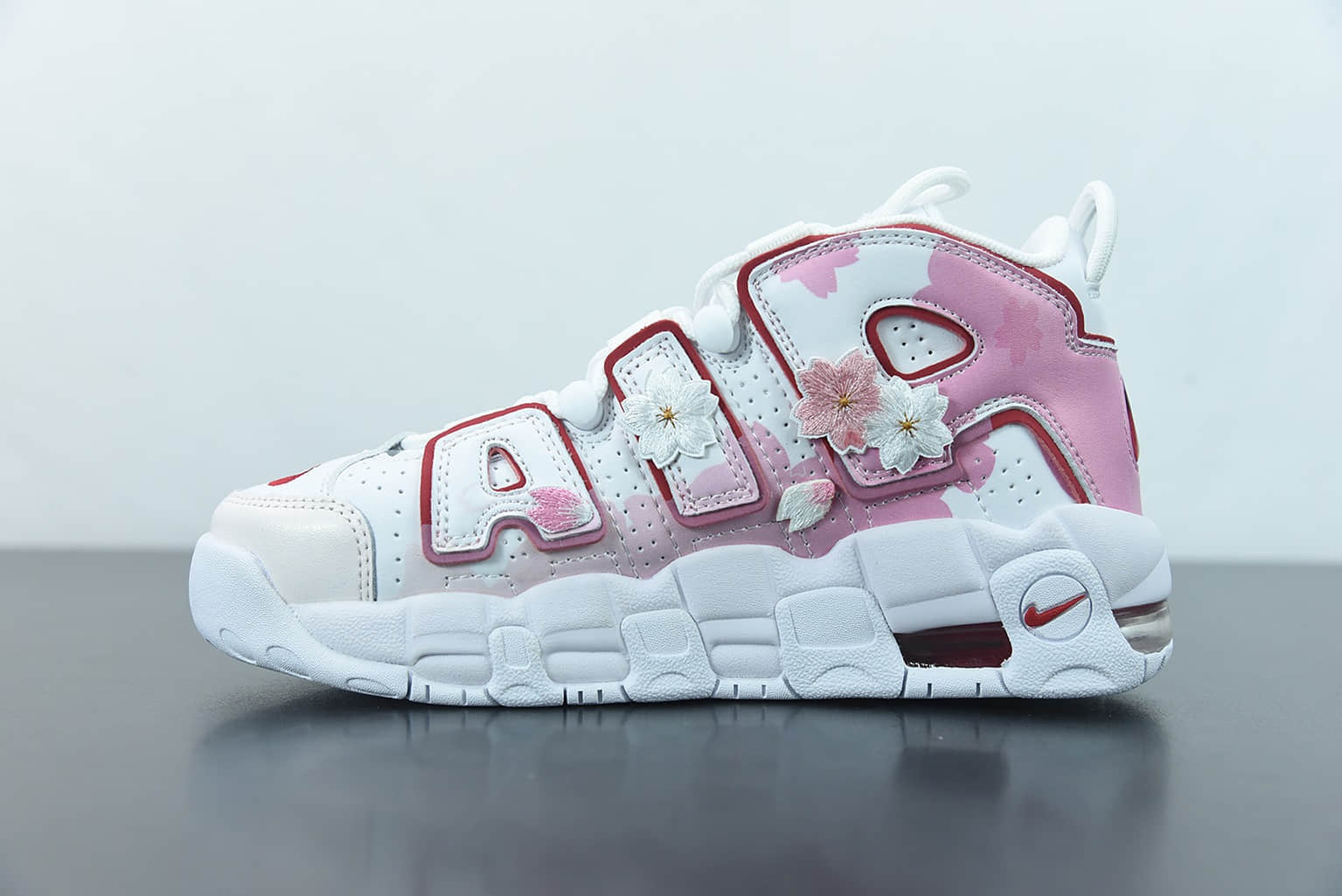 耐克 Nike Air More Uptempo'96 GSWhiteCherry blossoms皮蓬一代“白粉樱花花瓣文化篮球鞋纯原版本 货号:DJ5988-100