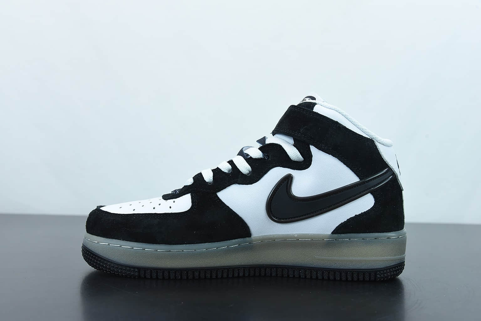 耐克 Nike Slam Jam x NIke Air Force 1'07 Mid黑白熊猫中帮生胶板鞋纯原版本 货号:BC9825-101