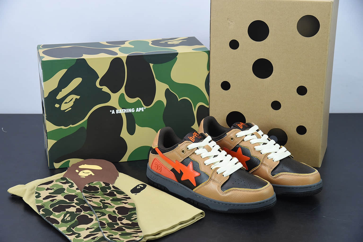 Human Made Bape Sta Sk8 To Nigo 潮流教父Nigo品牌黑棕色猿人头经典滑板百搭休闲运动板鞋纯原版本 货号： 1G70191034