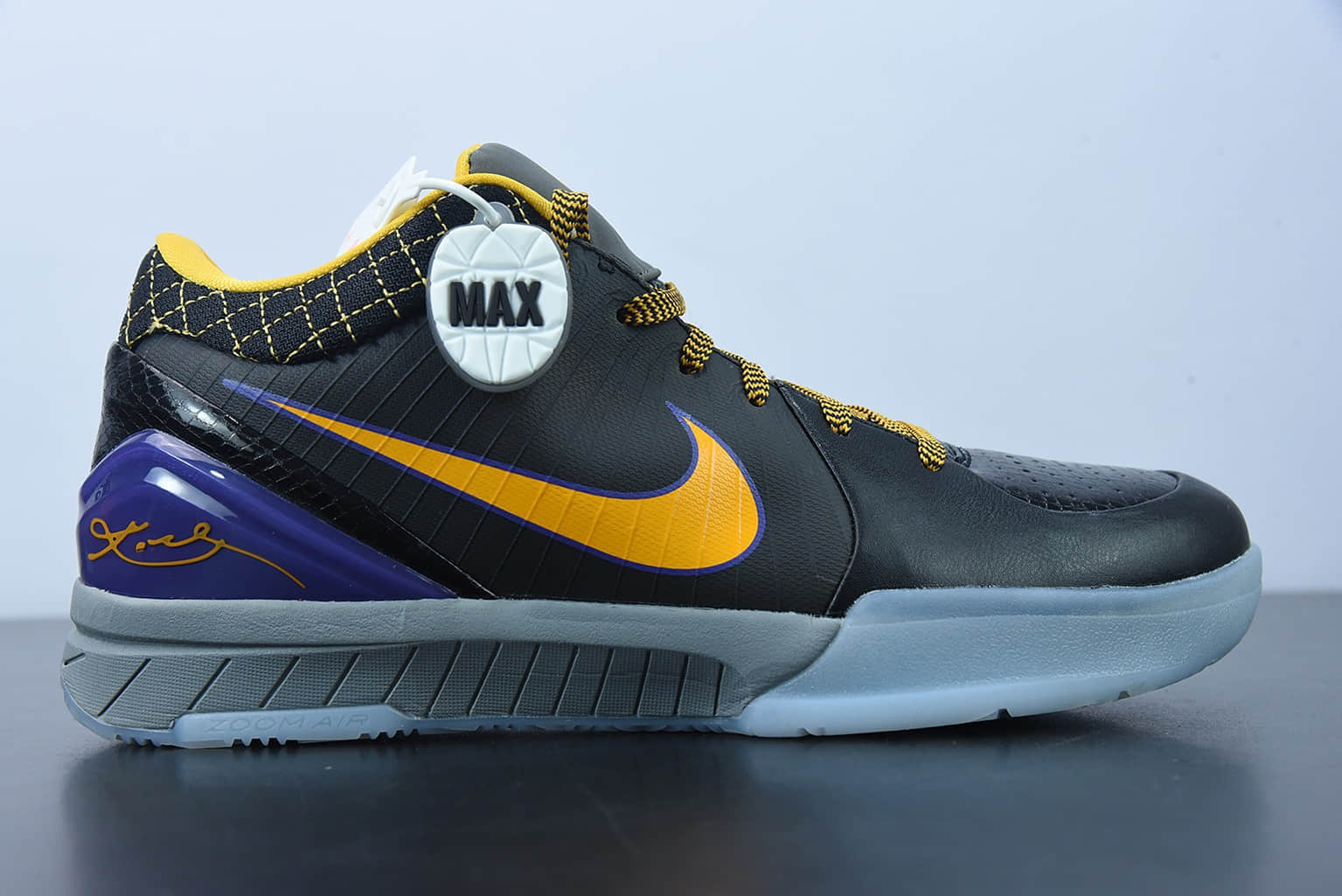 科比 Kobe Zoom Kobe 4 Protro 科比四代 “及时行乐” 低帮男子实战篮球鞋纯原版本 货号:AV6339-001