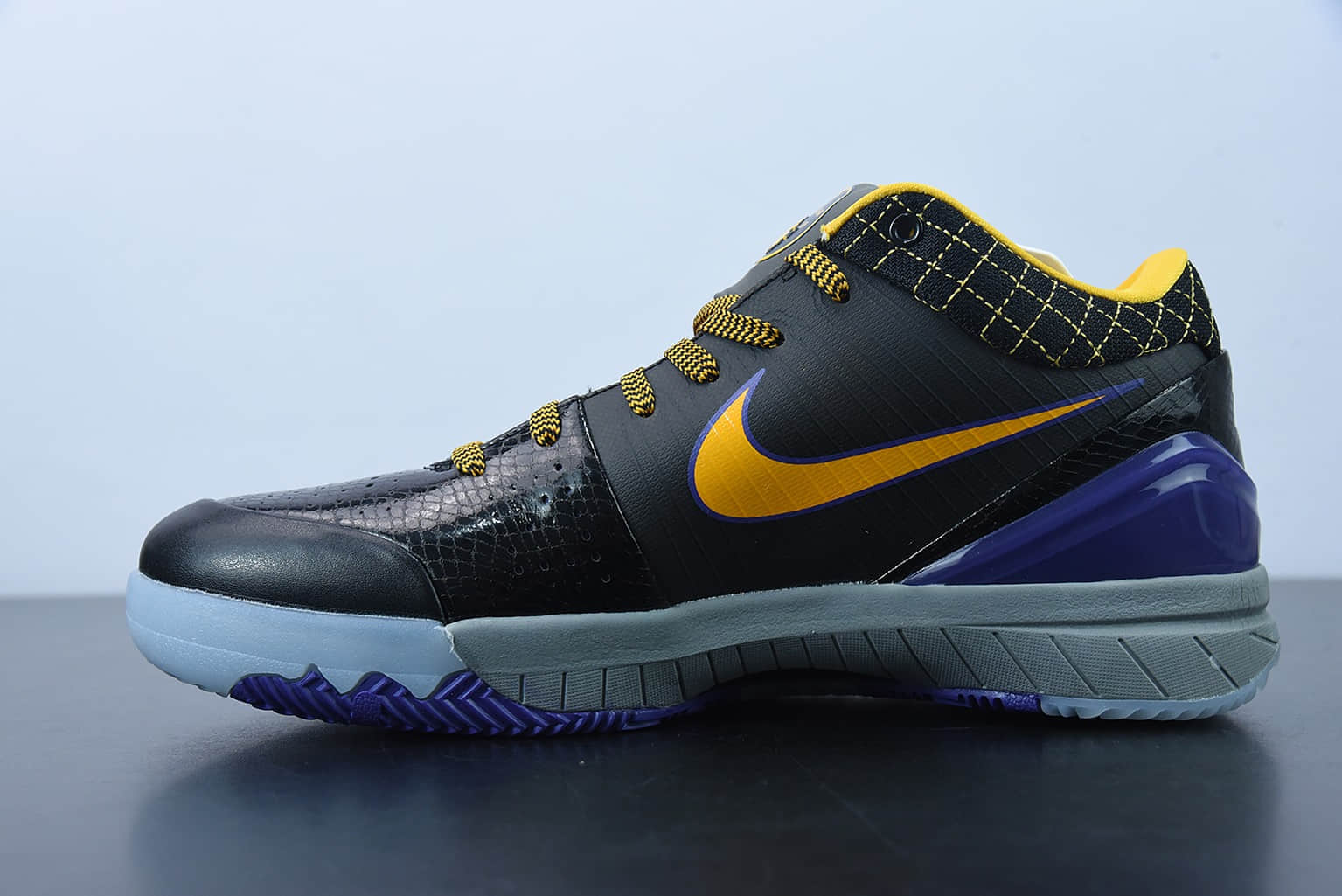 科比 Kobe Zoom Kobe 4 Protro 科比四代 “及时行乐” 低帮男子实战篮球鞋纯原版本 货号:AV6339-001