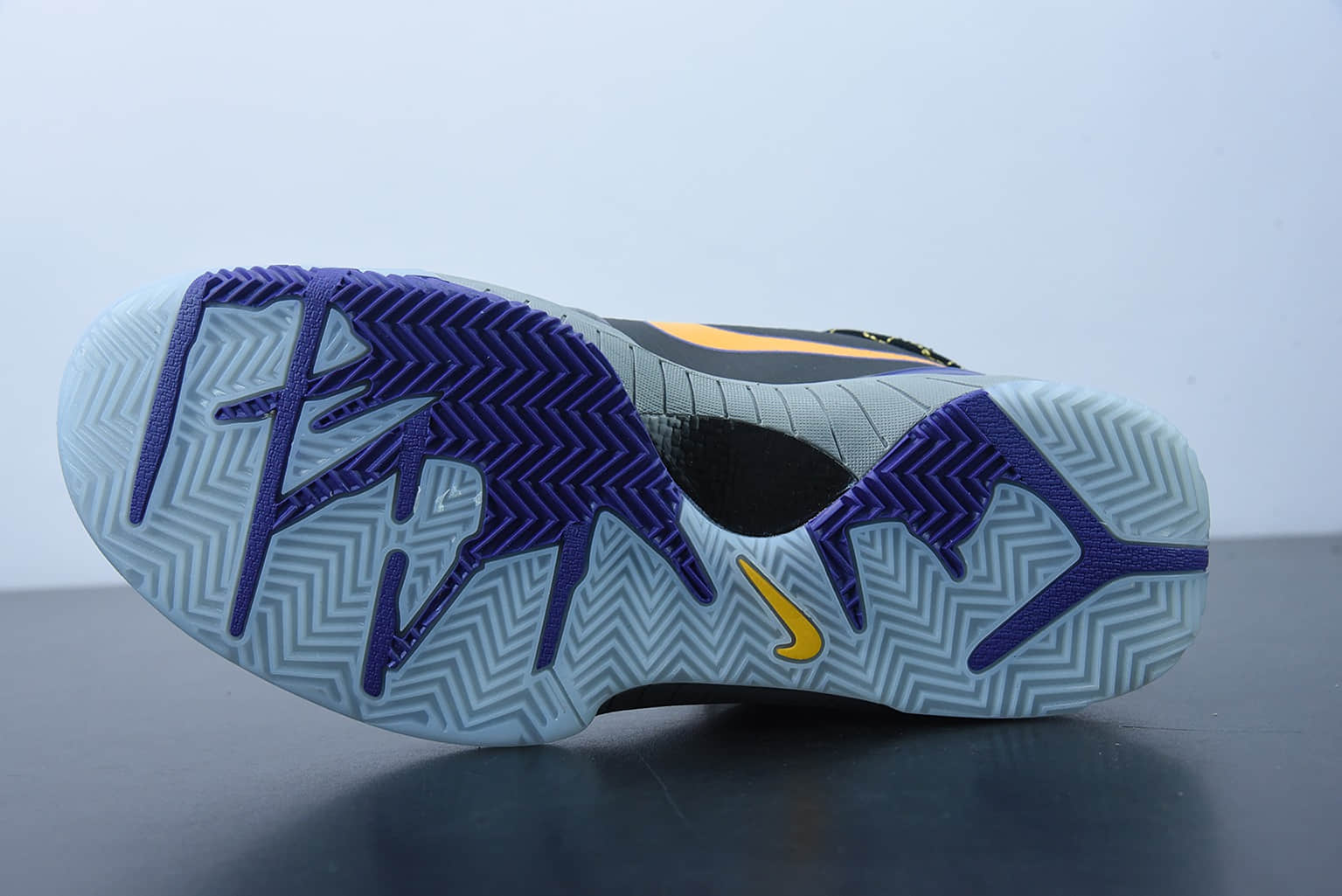 科比 Kobe Zoom Kobe 4 Protro 科比四代 “及时行乐” 低帮男子实战篮球鞋纯原版本 货号:AV6339-001