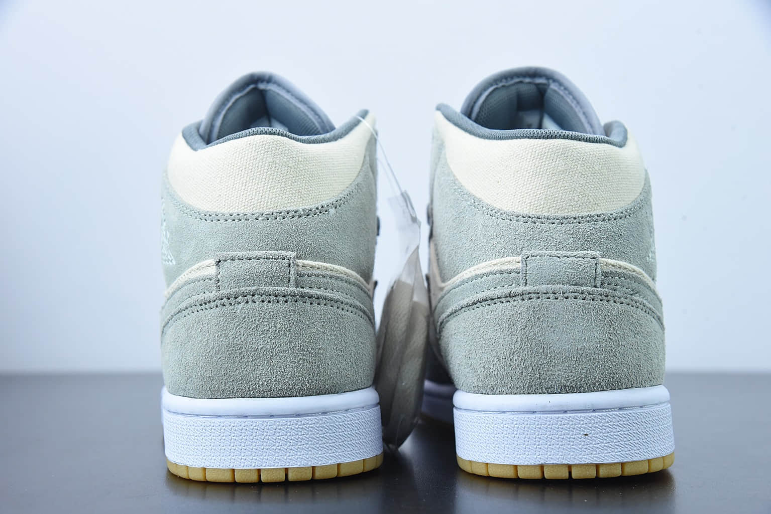 乔丹Air Jordan 1 Mid (GS)中帮奶油白米黄灰篮球鞋纯原版本 货号：DN4346-100