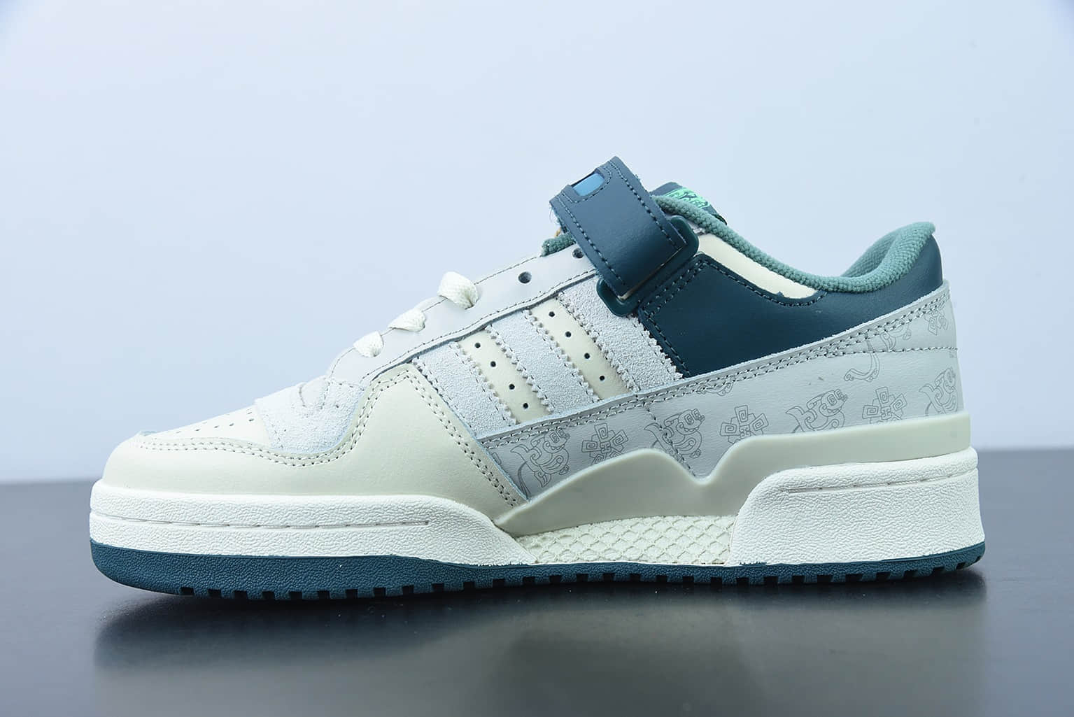 阿迪达斯 Adidas Forum “SanXingDui”中国风三星堆限量版低帮板鞋纯原版本 货号：HP2067