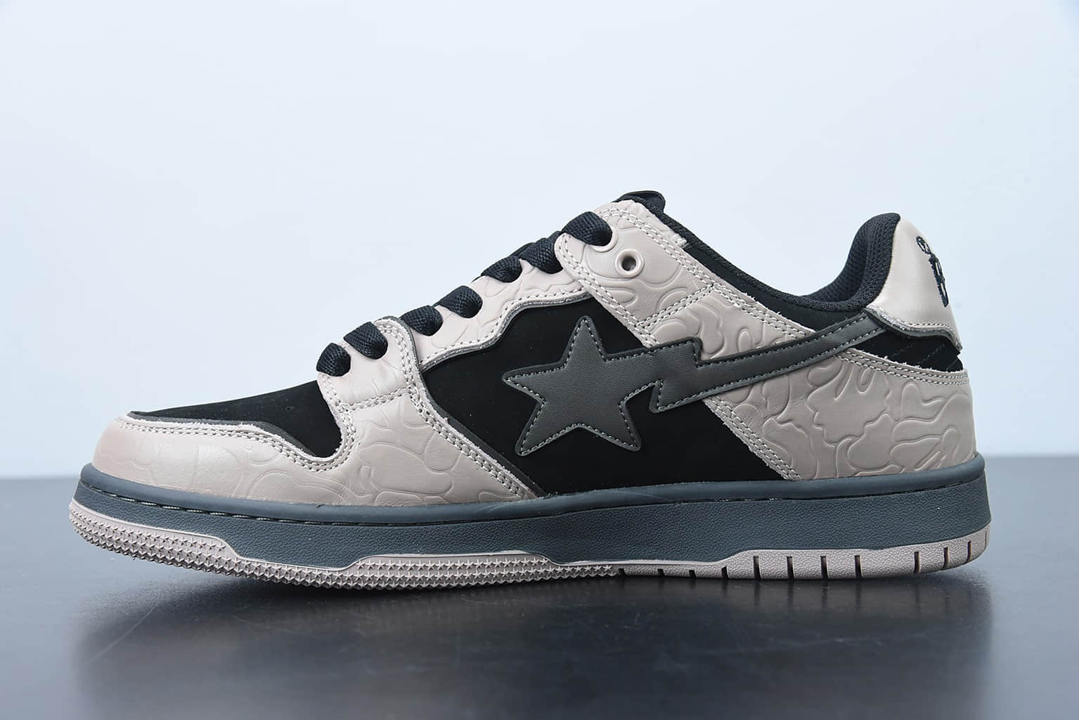 Human Made Bape Sta Sk8 To Nigo 潮流教父Nigo品牌灰黑粉色猿人头经典滑板百搭休闲运动板鞋纯原版本 货号： 1G801009I