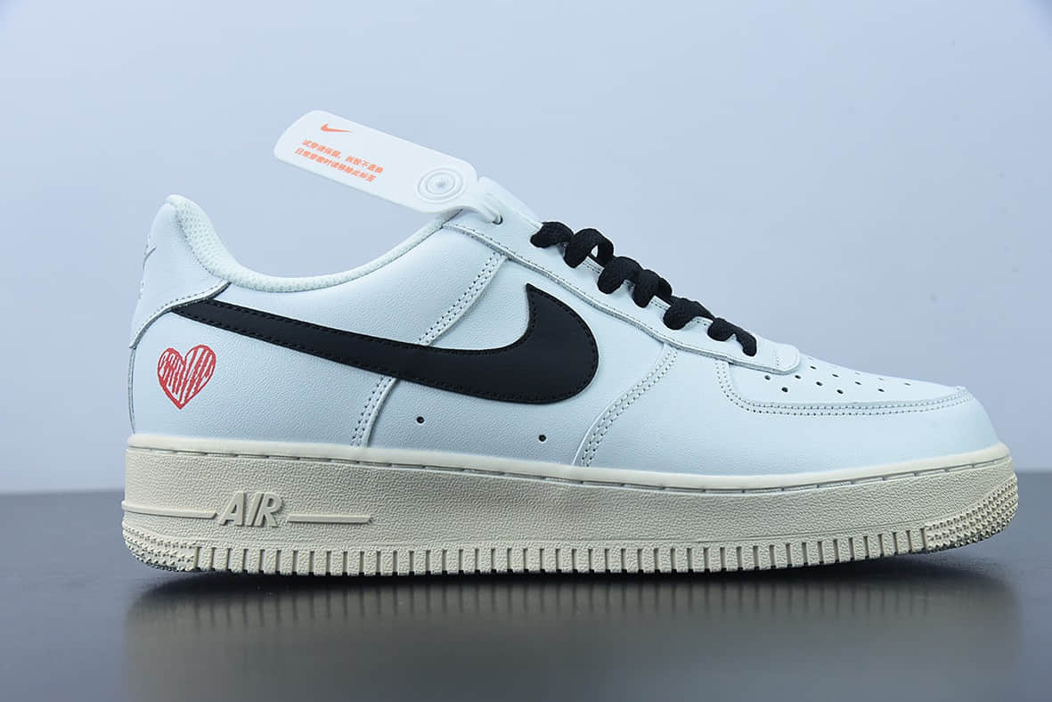 耐克 Nike Air Force 1 Low 空军一号情人节限定苏格兰风格爱心vibe做旧风低帮百搭休闲板鞋纯原版本 货号:CW2288-112