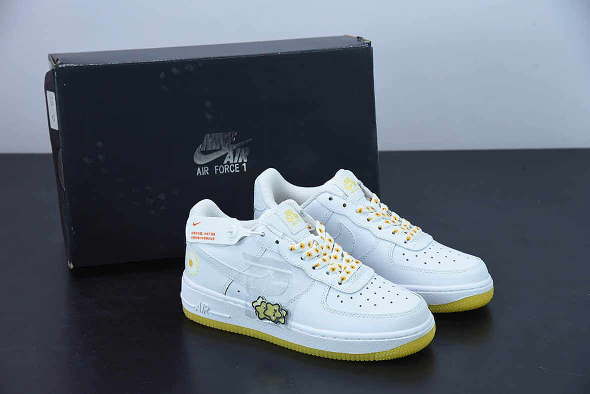 耐克Nike Air Force 1 Low 07 小雏菊星星魔术贴空军一号低帮休闲板鞋纯原版本 货号：CR6566-098