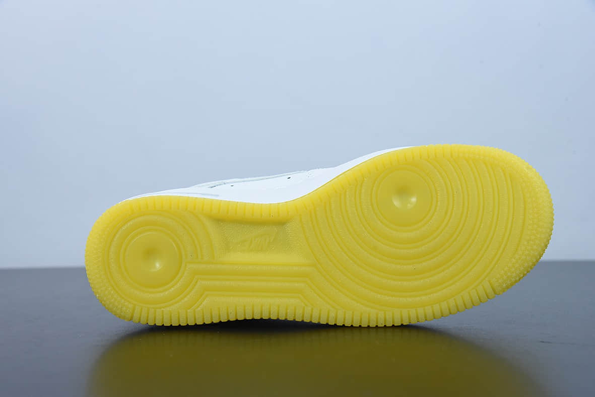 耐克Nike Air Force 1 Low 07 小雏菊星星魔术贴空军一号低帮休闲板鞋纯原版本 货号：CR6566-098