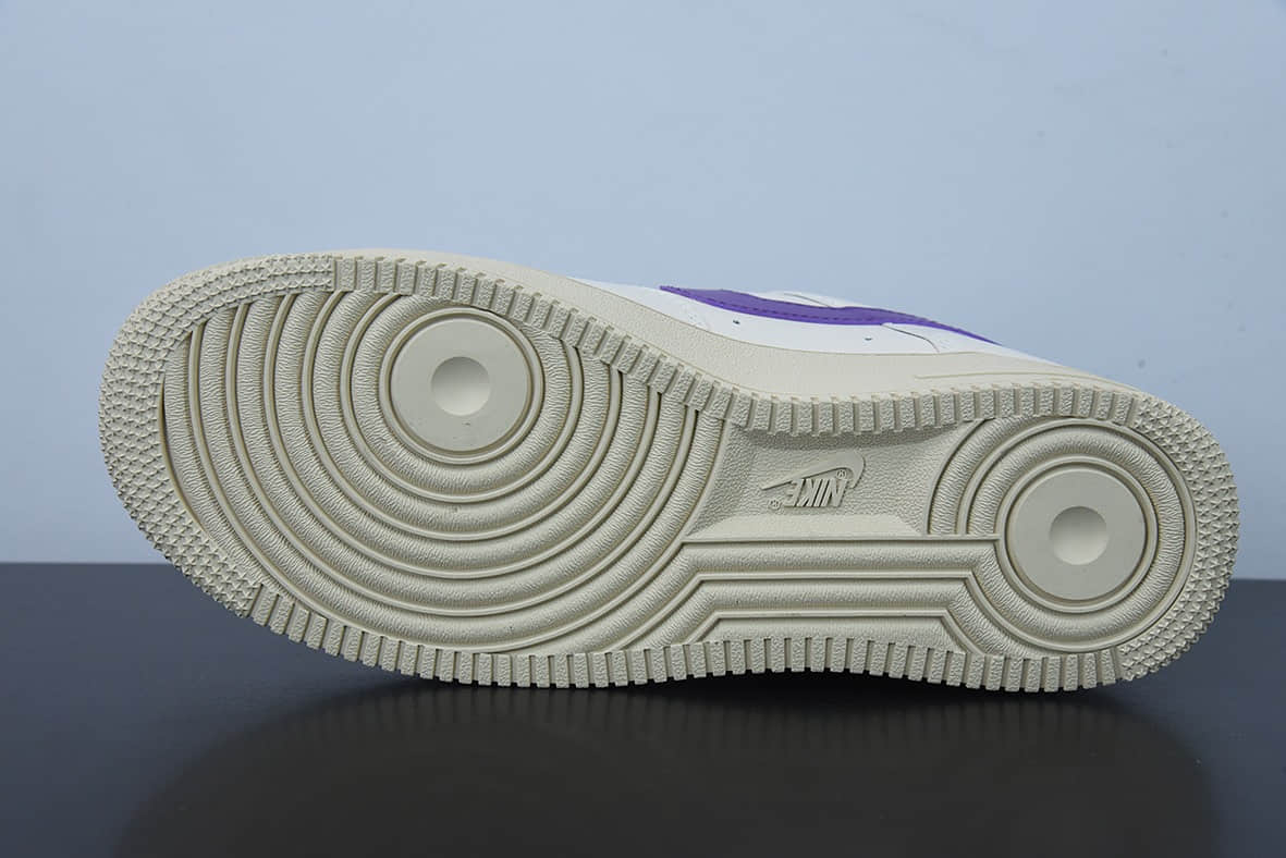 耐克Nike By You Air Force 1'07 Low Retro SP奶白深紫水绿空军一号低帮休闲板鞋纯原版本 货号：BS8873-306