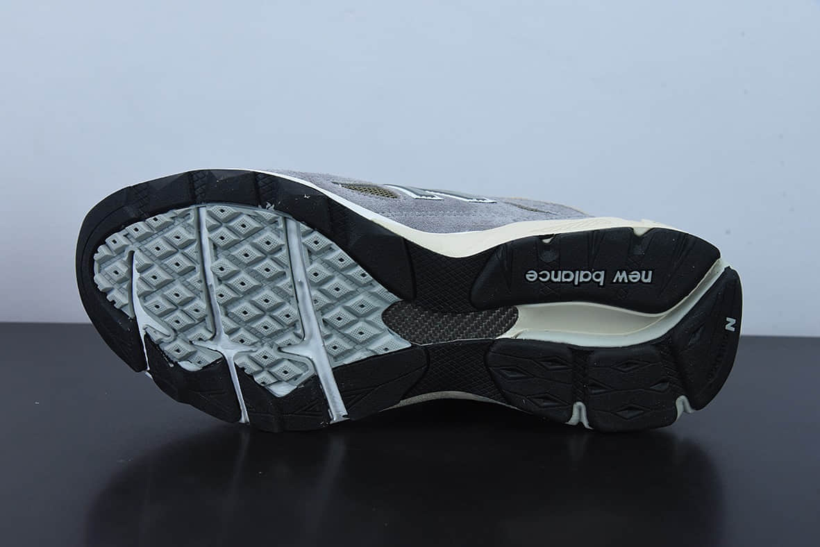 新百伦New Balance M990V3 灰棕第三代总统复古慢跑鞋纯原版本 货号： M990TG3