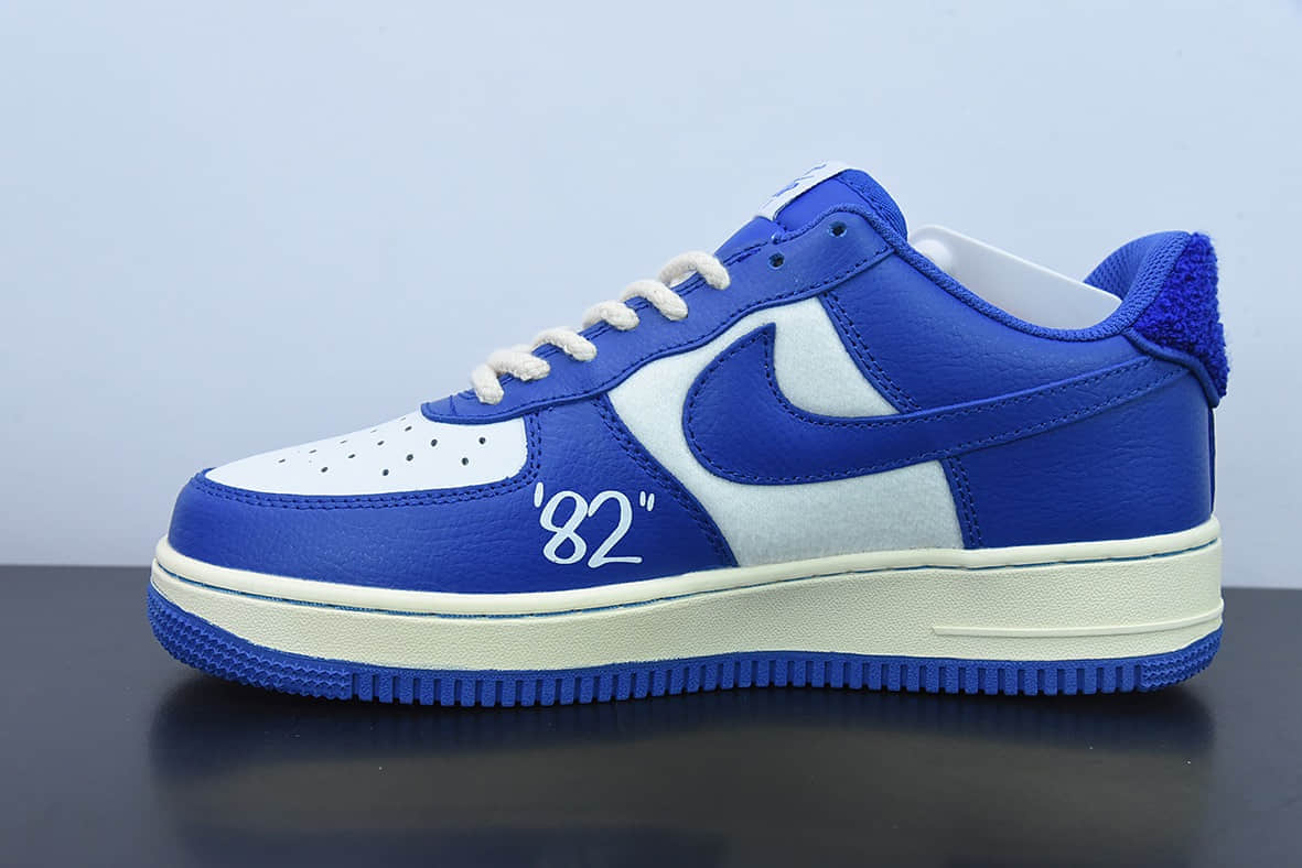耐克Nike Air Force 1 Low’07 白蓝涂鸦二次元复古主题空军一号低帮休闲板鞋纯原版本 货号：DO5220-165