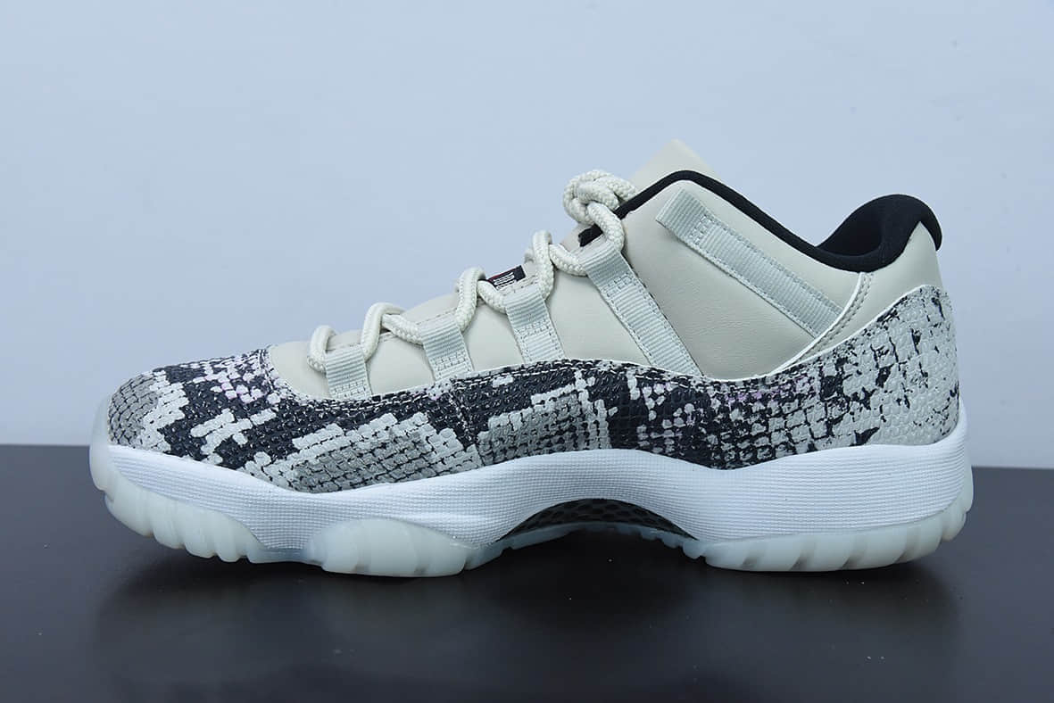 乔丹Air Jordan 11 Retro LowSnakeskin Light BoneAJ11骨白蛇爆裂纹低帮篮球鞋纯原版本 货号：CD6846-002