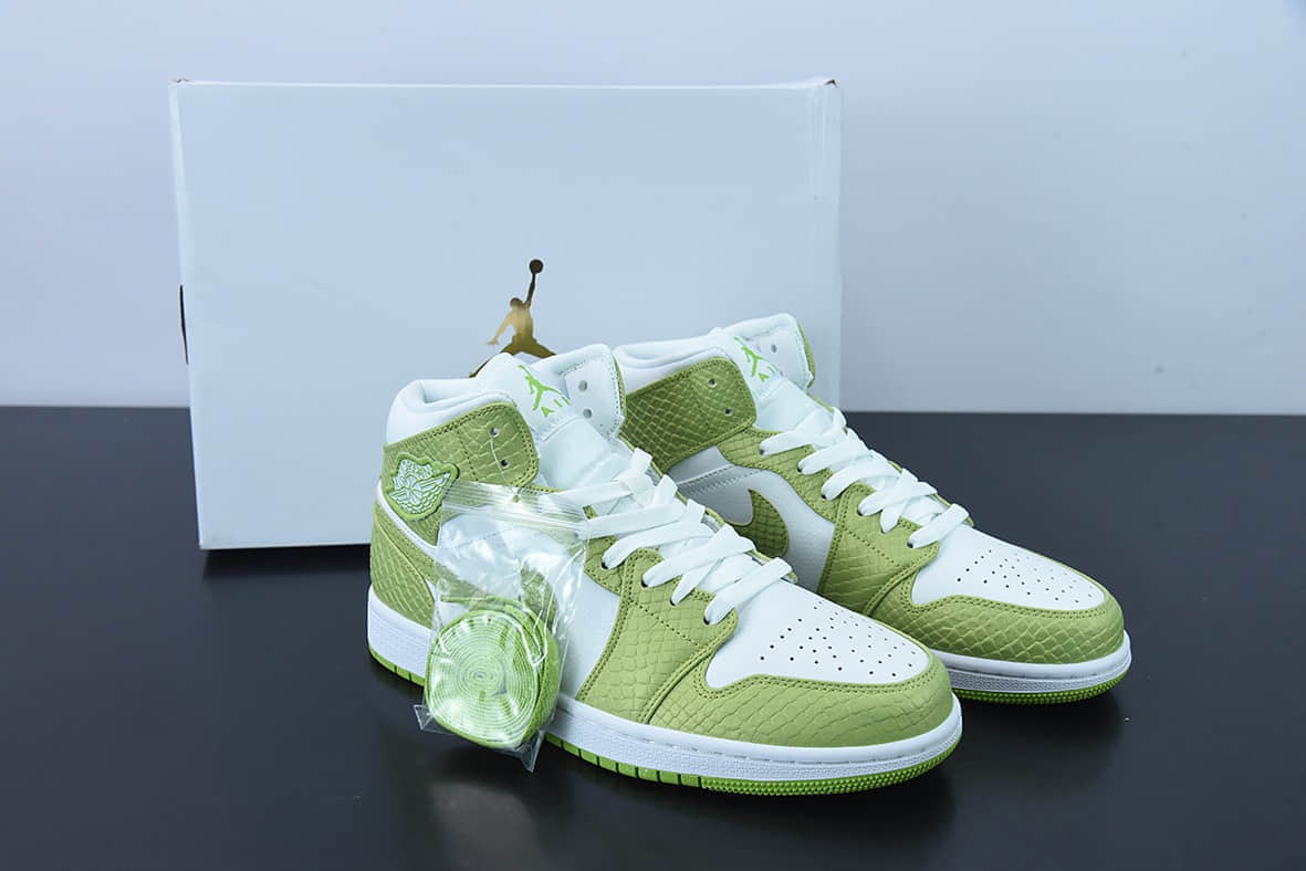 乔丹Air Jordan 1 Mid SE Green Python 绿蛇纹中帮篮球鞋纯原版本 货号：DV2959-113