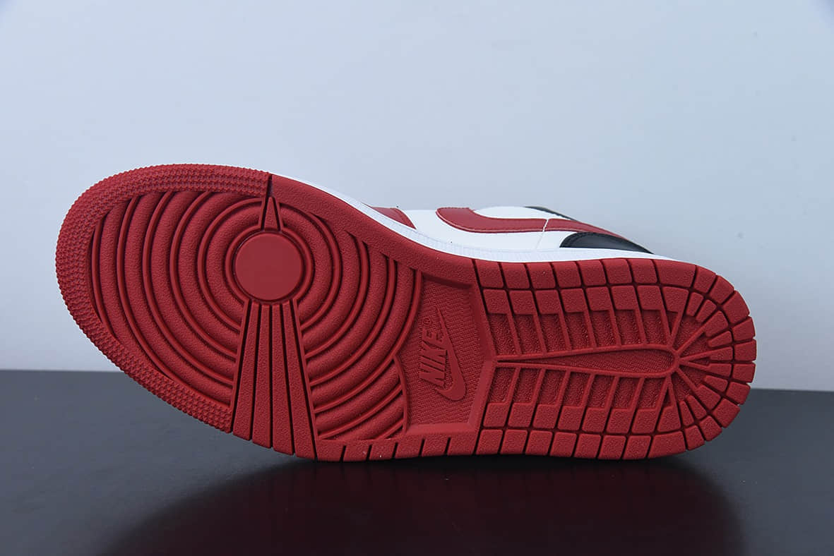 乔丹Air Jordan 1 Low Chicago Bulls AJ1 乔1黑白红低帮休闲板鞋纯原版本 货号：DC0774-160