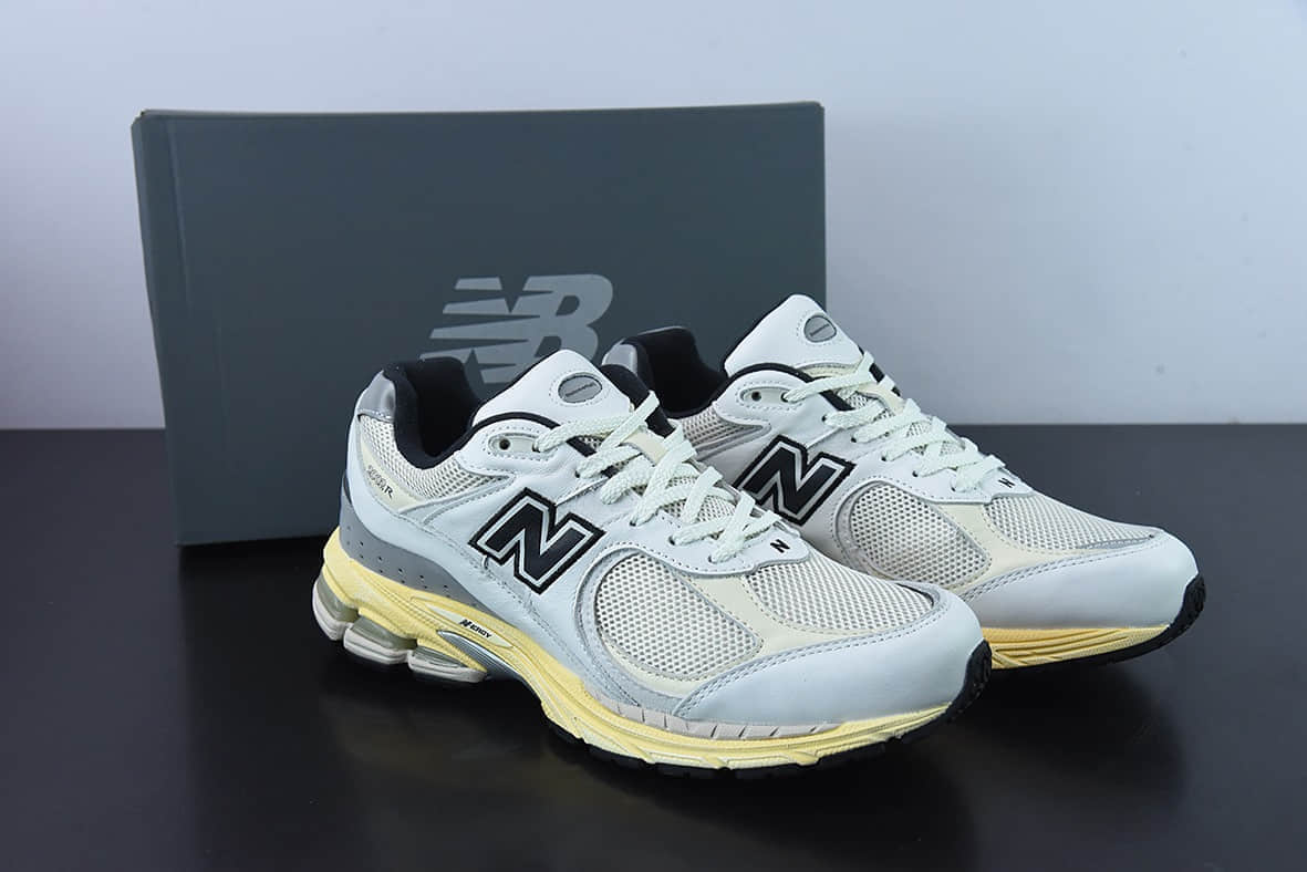 新百伦New Balance WL2002系列白黑氧化联名款复古休闲跑步鞋纯原版本 货号： ML2002RT