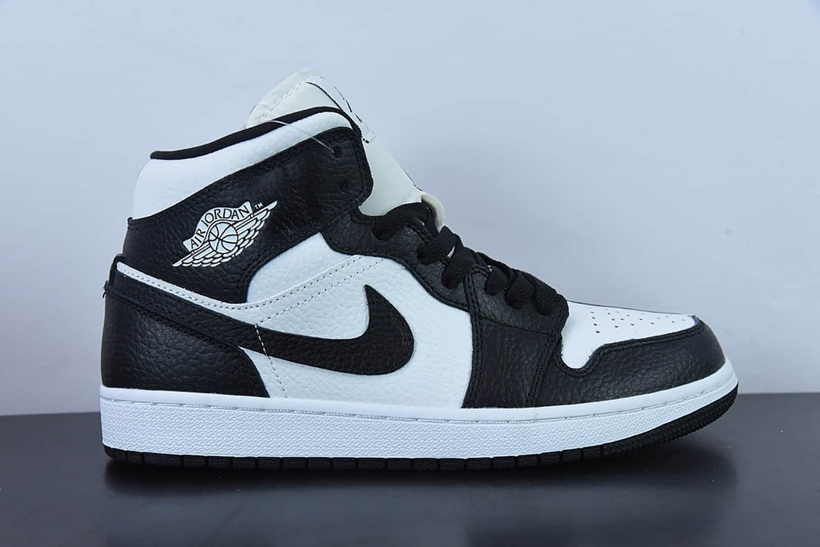 乔丹Air Jordan 1 Mid “AJ1黑白阴阳中帮篮球鞋纯原版本 货号：DR0501-101