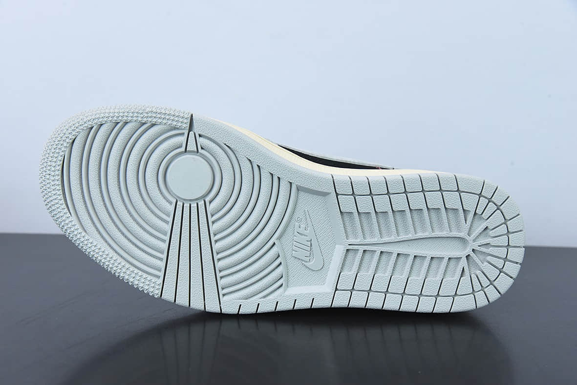 乔丹Air Jordan Travis Scott x Air Jordan 1 Low OG SPGreyBlackBeigeAJ1乔丹一代黑灰白倒钩经典低帮文化百搭休闲运动篮球鞋纯原版本 货号：DM7866-001