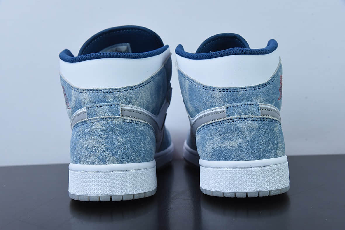 乔丹Air Jordan 1 Mid AJ1白蓝薄荷糖水洗蓝中帮篮球鞋纯原版本 货号：DN3706-401