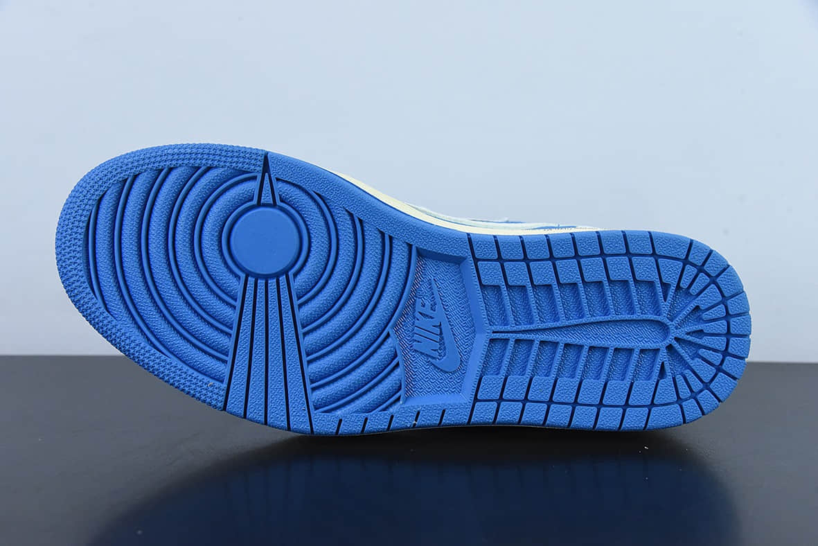 乔丹Air Jordan Fragment x Travis Scott x Air Jordan 1 Low 三方联名白蓝倒钩低帮休闲板鞋纯原版本 货号:CQ4277-212